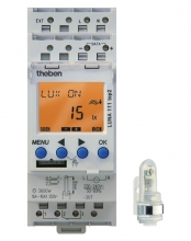 LUNA 111 top2 AL, Сумеречный выключатель Theben в комплекте с цифровым наружным датчиком освещенности (арт. 1110100)